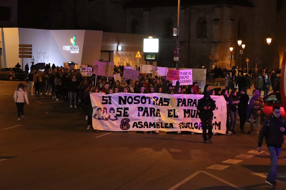 Más de 15.000 burgaleses se suman a otra movilización del 8-M histórica.