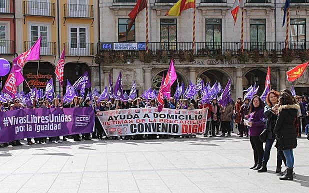 Concentración en la Plaza Mayor