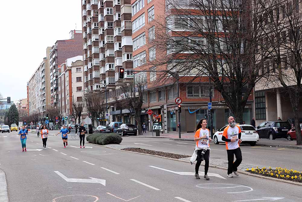 Alrededor de 700 burgaleses se suman a la primera carrera solidaria TDAH Bricomart Burgos, a beneficio de la Asociación Burgalesa de Afectados por el Déficit de Atención con o sin hiperactividad de Burgos