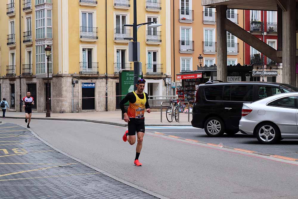 Alrededor de 700 burgaleses se suman a la primera carrera solidaria TDAH Bricomart Burgos, a beneficio de la Asociación Burgalesa de Afectados por el Déficit de Atención con o sin hiperactividad de Burgos