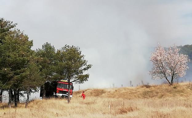 Imagen de las prácticas forestales de la Unidad Militar de Emergencias en Villatoro. 