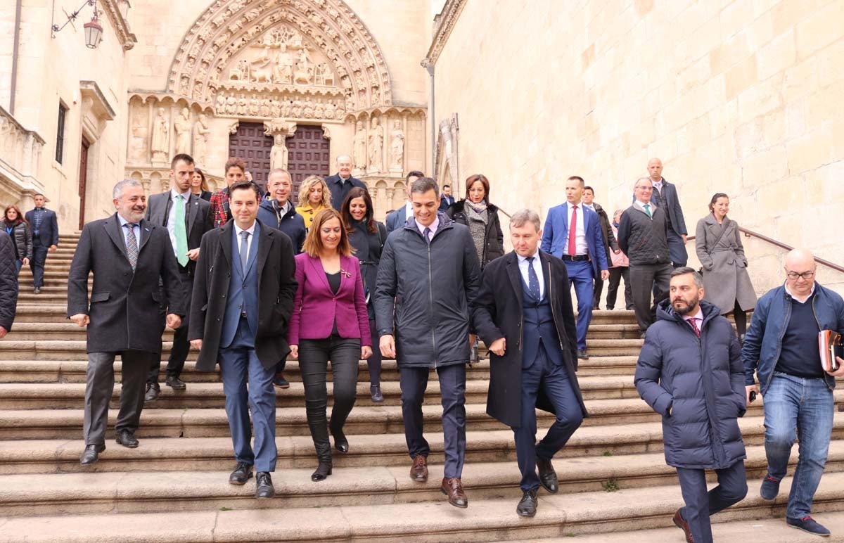 El presidente del Gobierno, Pedro Sánchez, ha culminado su viaje a Burgos con una visita a la Catedral.