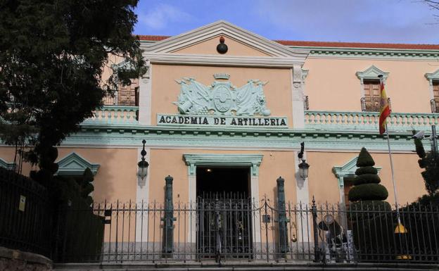 Fachada de la Academia de Artillería de Segovia. 