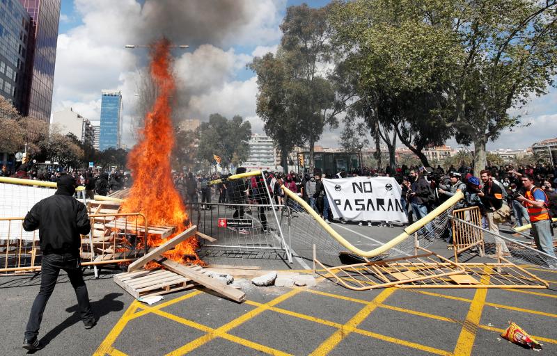 Fotos: Vox en Barcelona: Incidentes y varios detenidos independentistas