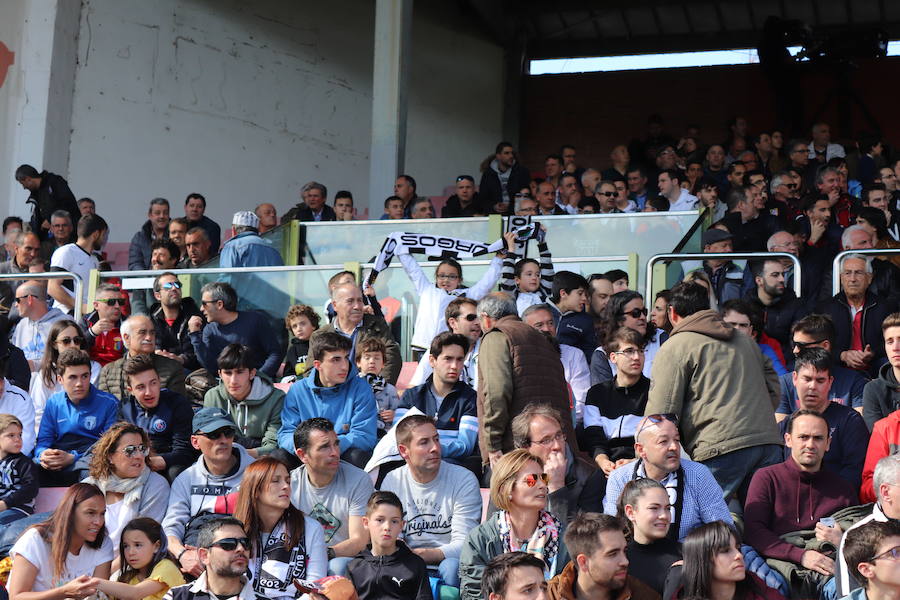 Fotos: ¿Has estado viendo el partido entre el Burgos CF y el Real Madrid Castilla? ¡Búscate!