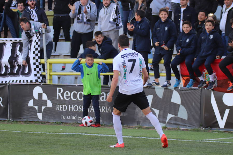 Fotos: Las mejores imágenes del Burgos CF - Real Madrid Castilla