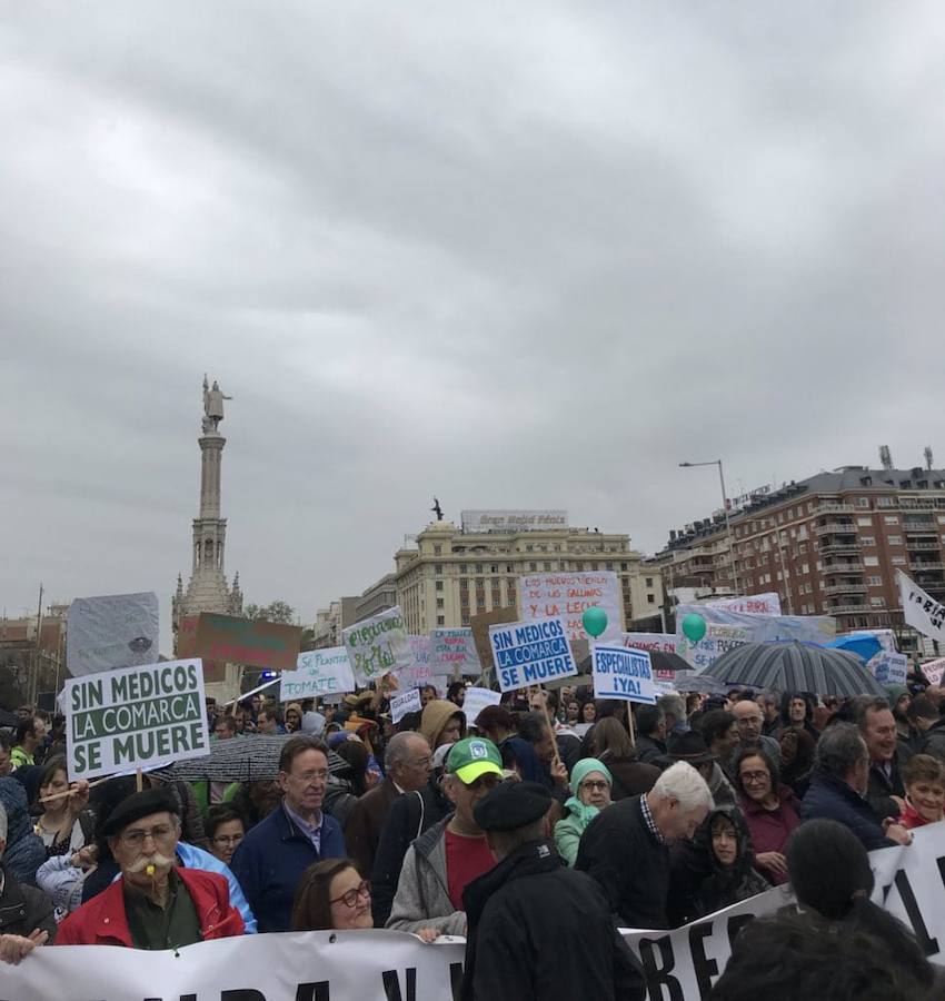 Numerosos colectivos sociales, empresariales y culturales se han sumaado, desde Burgos, a la manifestación nacional en defensa de infraestructuras y servicios para la España Vaciada