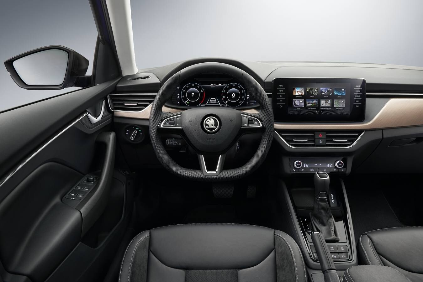 El Scala es una apuesta importante de Skoda. Engloba diseño, con la mecánica del grupo Volkswagen y la habitual funcionalidad, amplitud y relación calidad precio de la marca. Arranca desde 13.990 euros. 