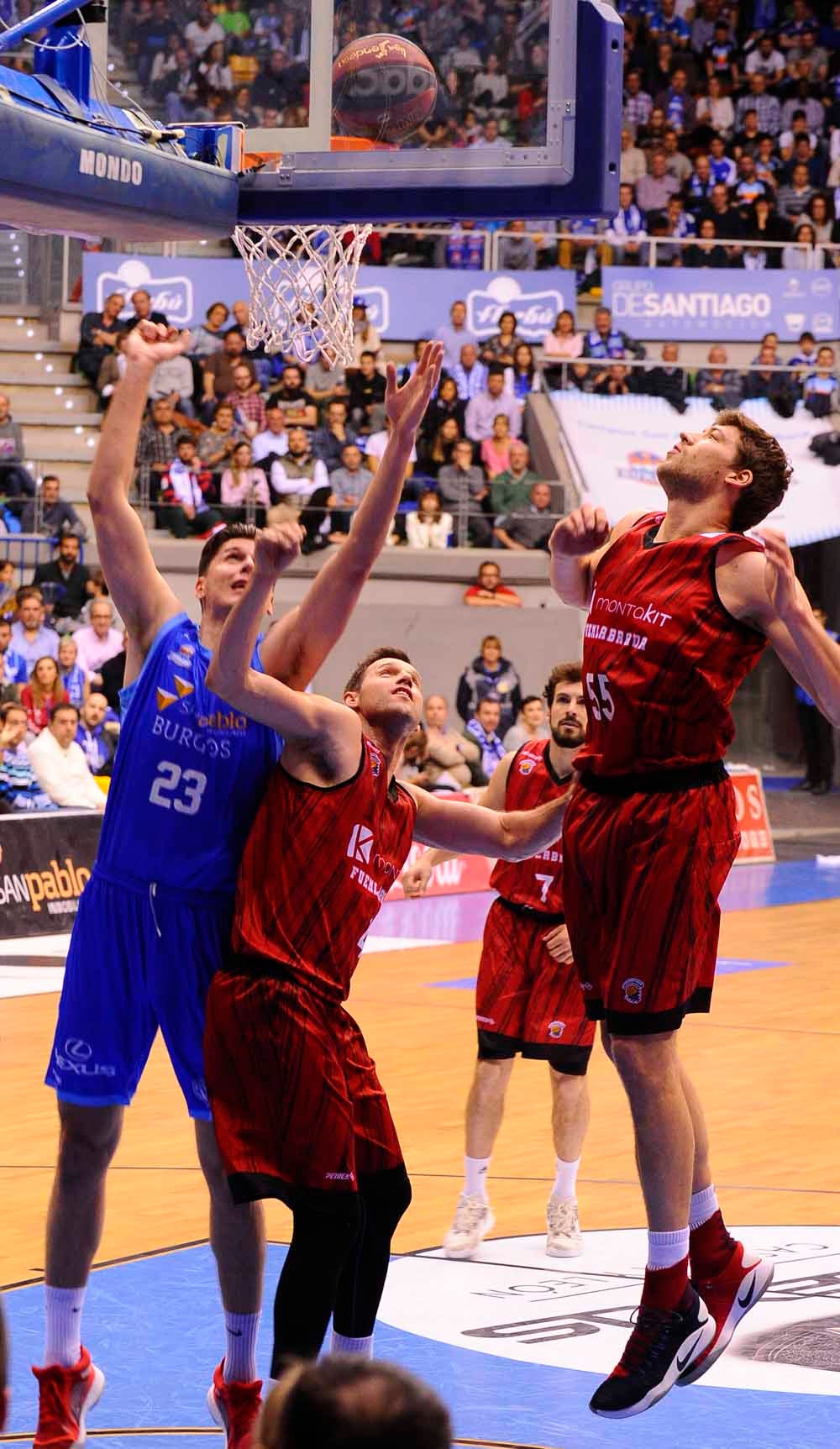 Fotos: Los mejores momentos del San Pablo Burgos - Fuenlabrada