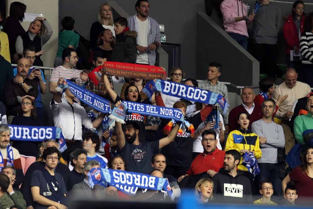 Fotos: Si has disfrutado desde la grada del San Pablo - Fuenlabrada, ¡búscate!