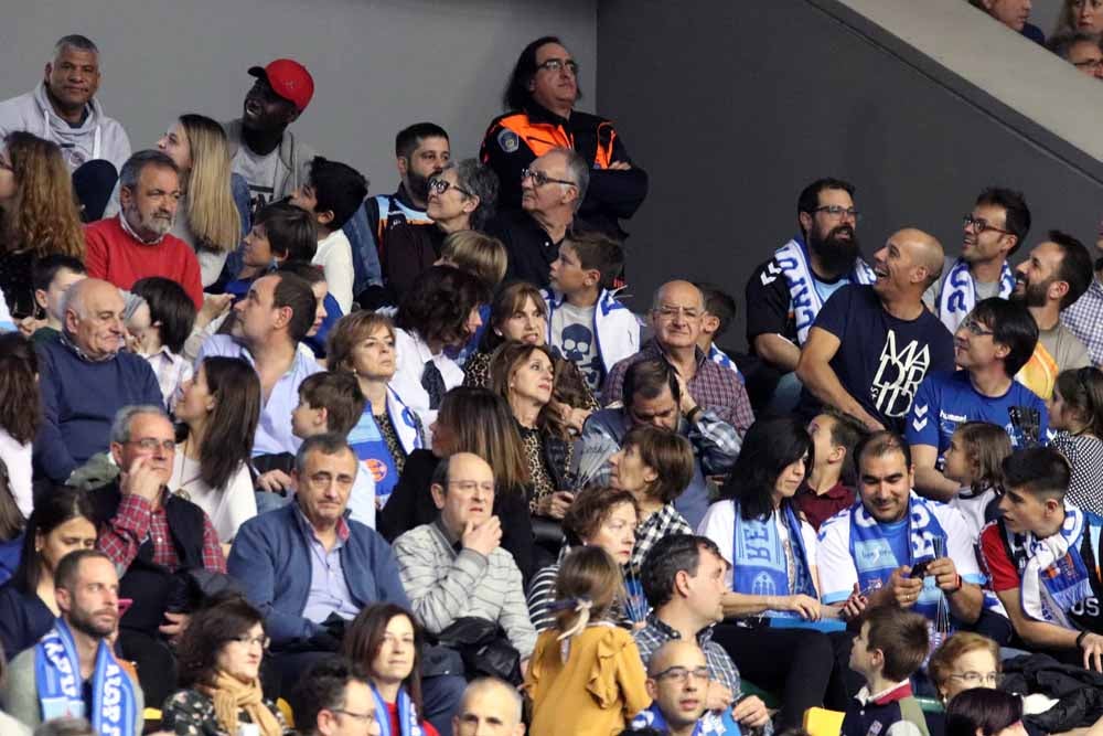 Fotos: Si has disfrutado desde la grada del San Pablo - Fuenlabrada, ¡búscate!