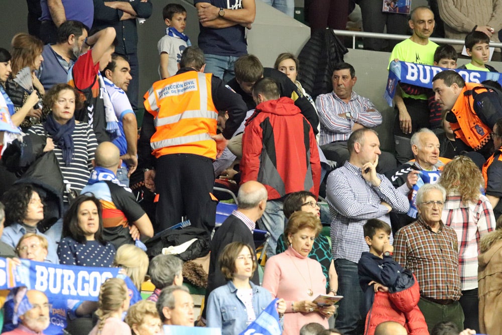 Fotos: Simulacro de atención sanitaria durante un partido del San Pablo Burgos