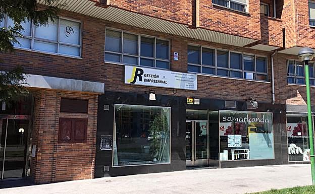 JR Gestión Empresarial se encuentra en la Plaza Bilbao. 