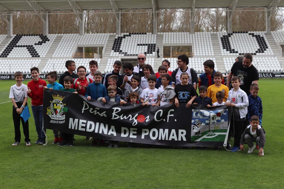 Una selección de las mejores imagenes del partido entre el Burgos CF y la Cultural Leonesa disputado en El Plantío.