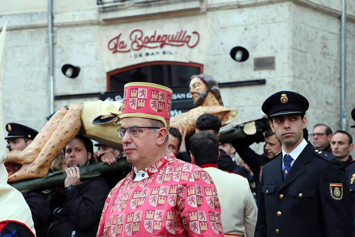 Fotos: Dolor con la caída y rotura de la imagen del Santísimo Cristo de Burgos