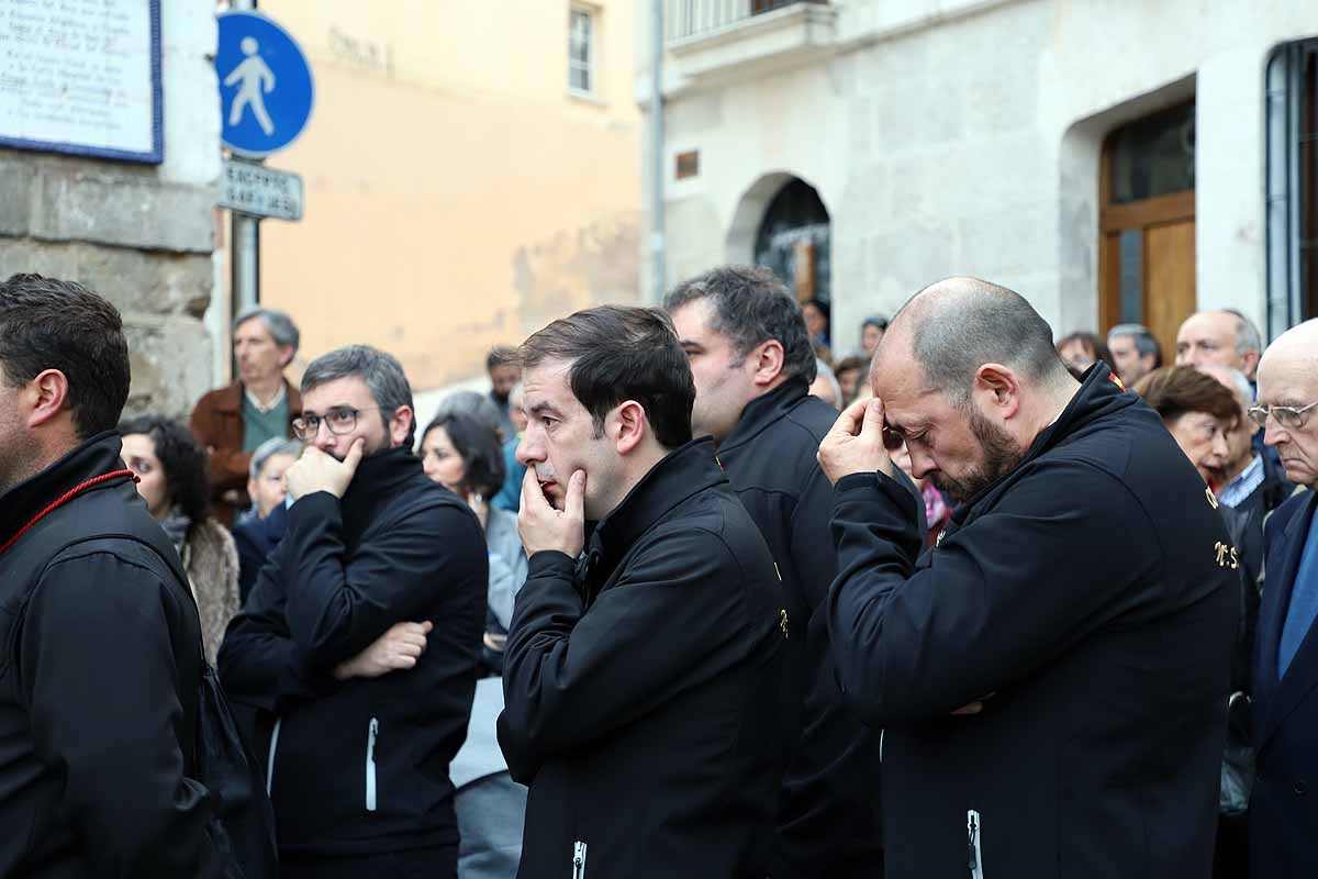 Fotos: Dolor con la caída y rotura de la imagen del Santísimo Cristo de Burgos