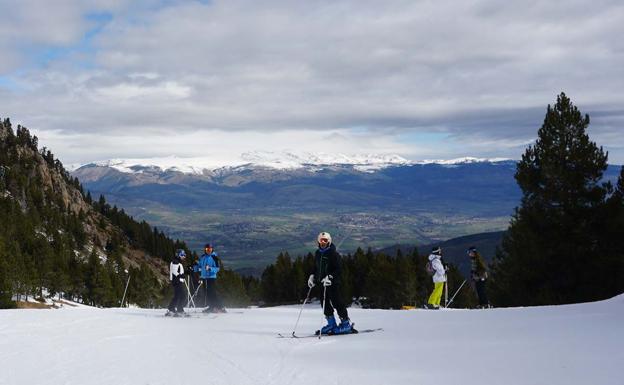 Nieve y temperaturas agradables, mezcla perfecta para la Semana Santa