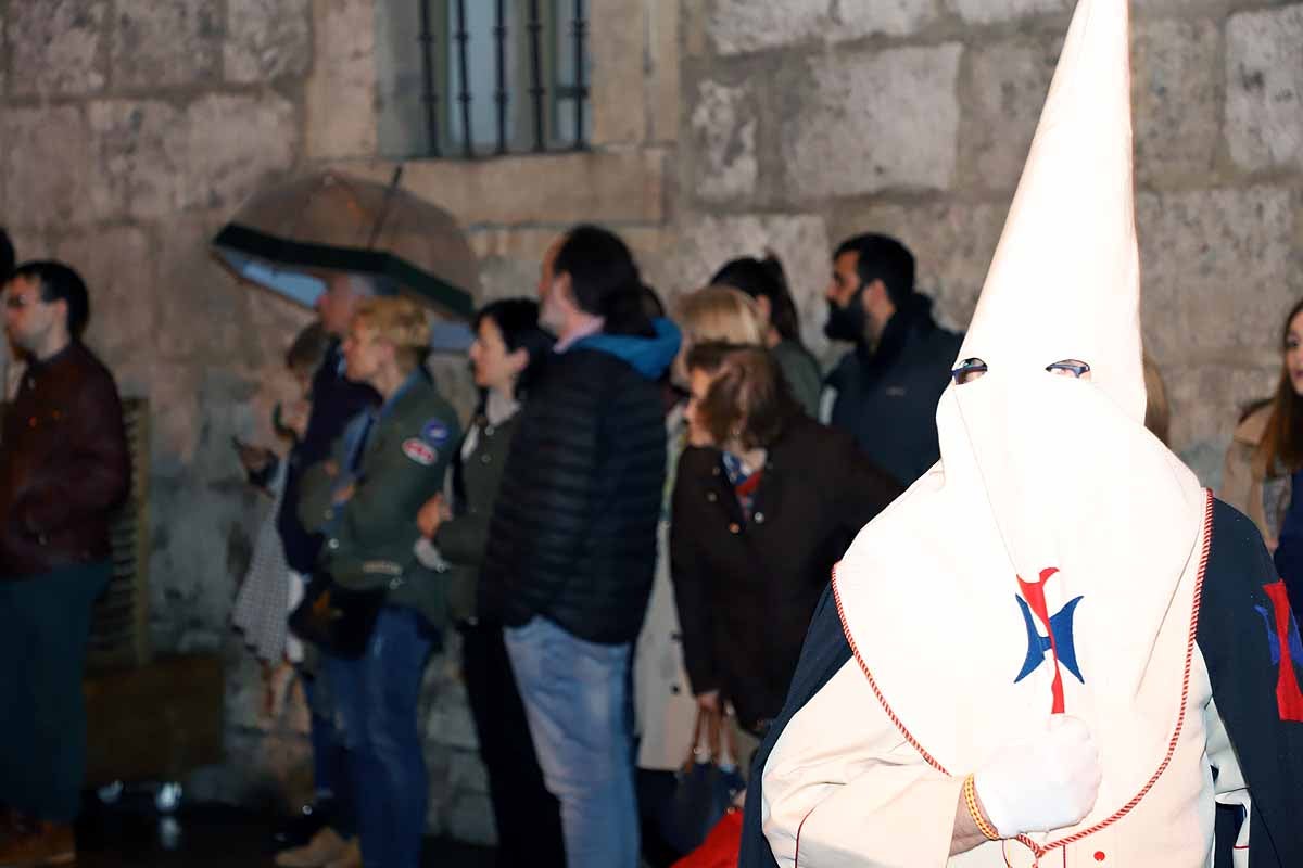 Fotos: Procesión de la virgen del Amor Hermoso y el Misterio de la Coronación de Espinas