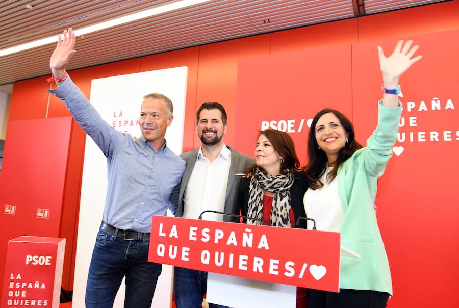 La vicesecretaria general del PSOE, Adriana Lastra, ha participado en un acto político del PSOE en Burgos con Luis Tudanca, candidato a la Junta, Esther Peña, candidata al Congreso, y Ander Gil, candidato al Senado