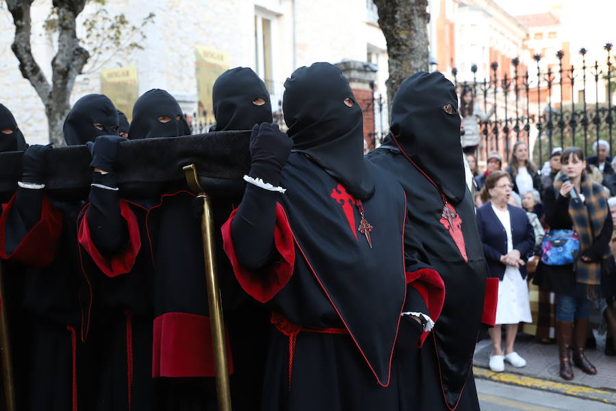 Fotos: La procesión de Nuestra Señora de la Soledad, en imágenes