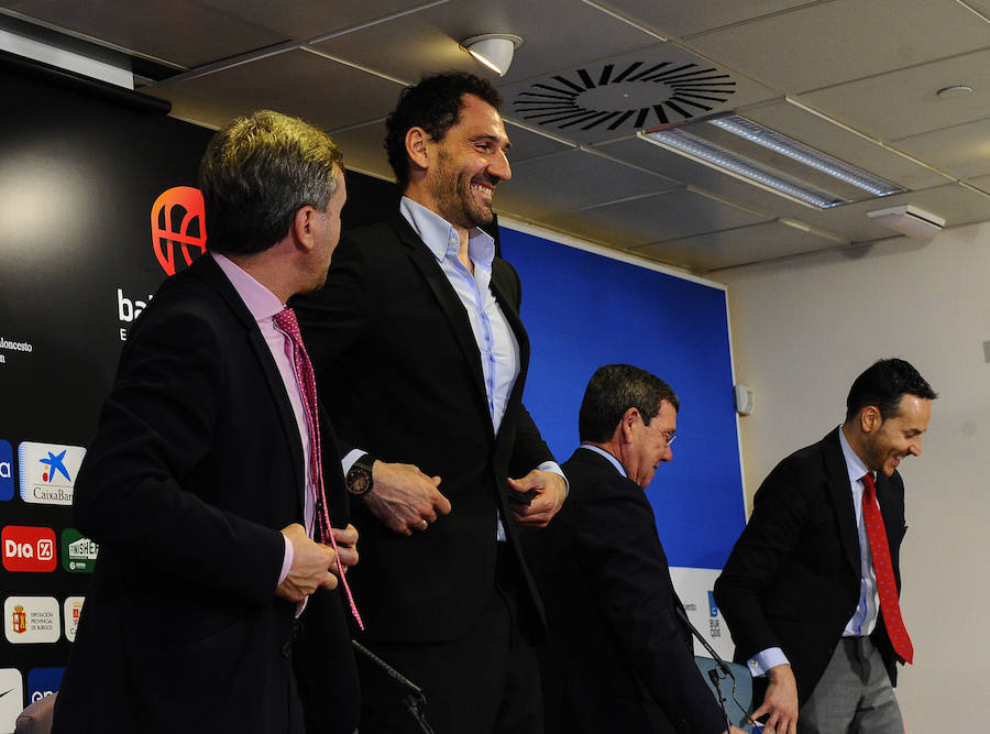 Fotos: Presentación del Torneo Internacional de baloncesto femenino