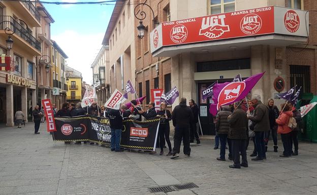 Concentración de CCOO y UGT en Aranda de Duero. 