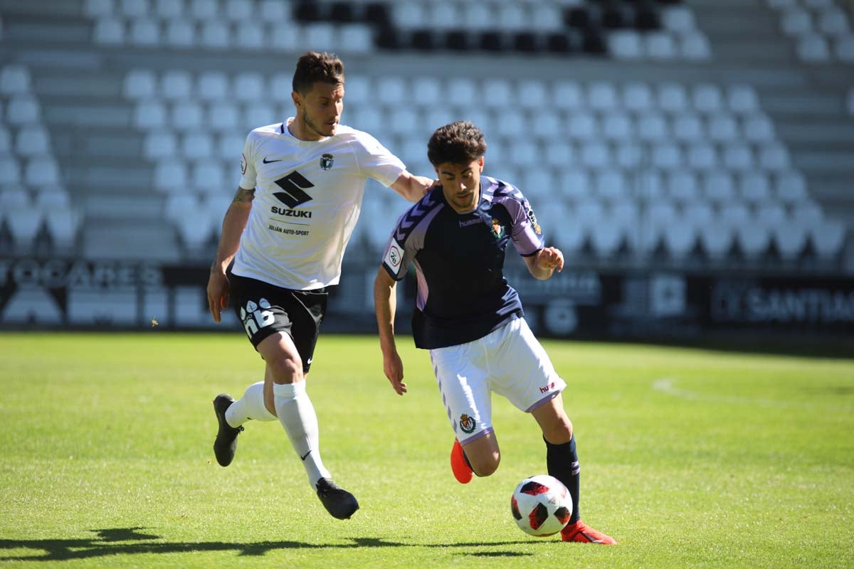 Una selección de las mejores imágenes del Burgos CF - real Valladolid B.