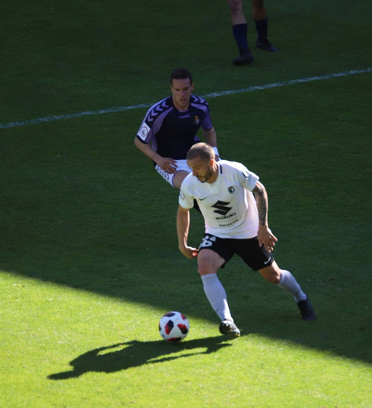 Una selección de las mejores imágenes del Burgos CF - real Valladolid B.
