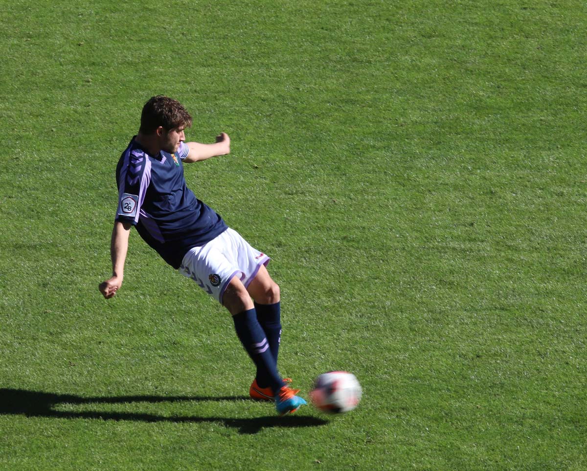 Una selección de las mejores imágenes del Burgos CF - real Valladolid B.