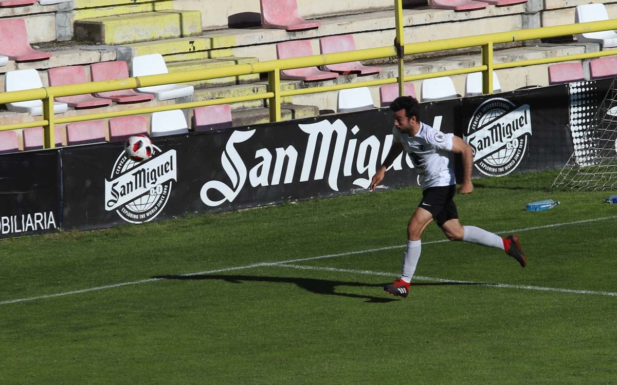 Una selección de las mejores imágenes del Burgos CF - real Valladolid B.