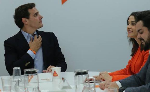 Rivera, en la reunión de este lunes de la ejecutiva de Ciudadanos.