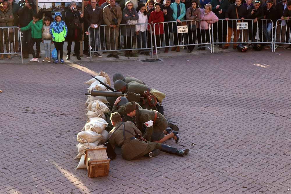 Fotos: Recreación dinámica de la II Guerra Mundial durante la IV Expohistórica de Belorado.