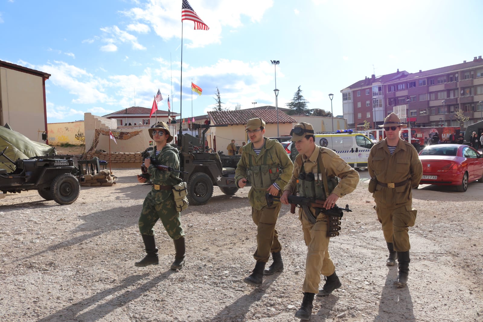 Fotos: Recreación dinámica de la II Guerra Mundial durante la IV Expohistórica de Belorado.