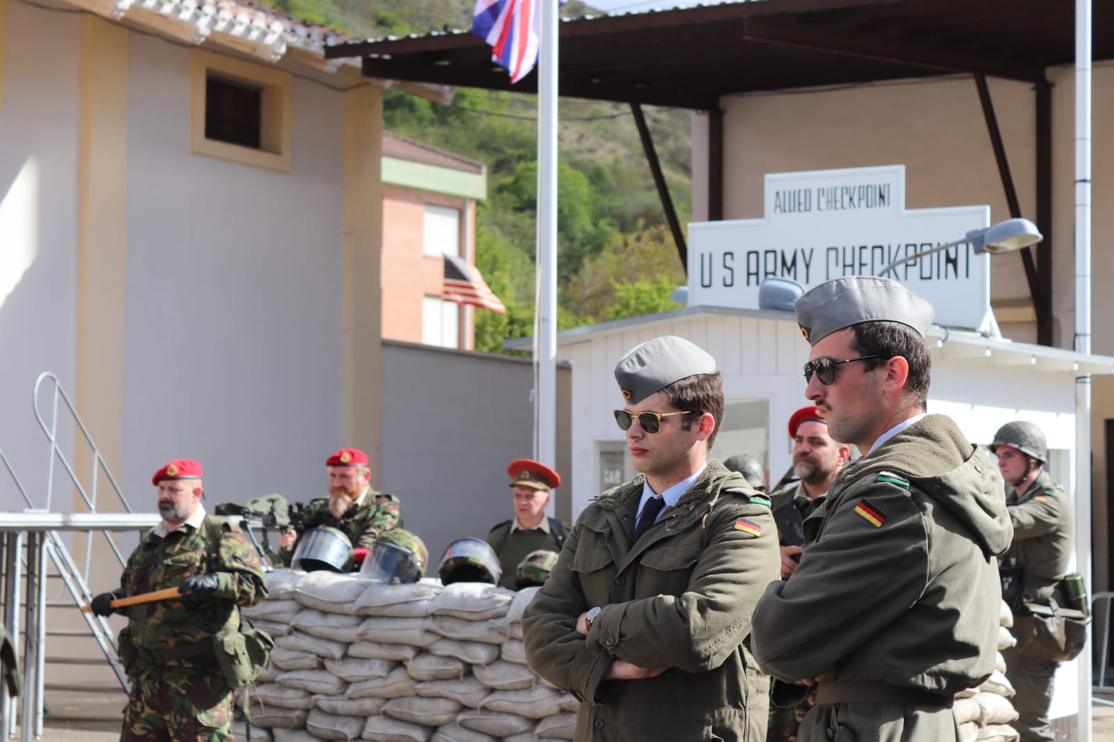 Fotos: Recreación dinámica de la II Guerra Mundial durante la IV Expohistórica de Belorado.