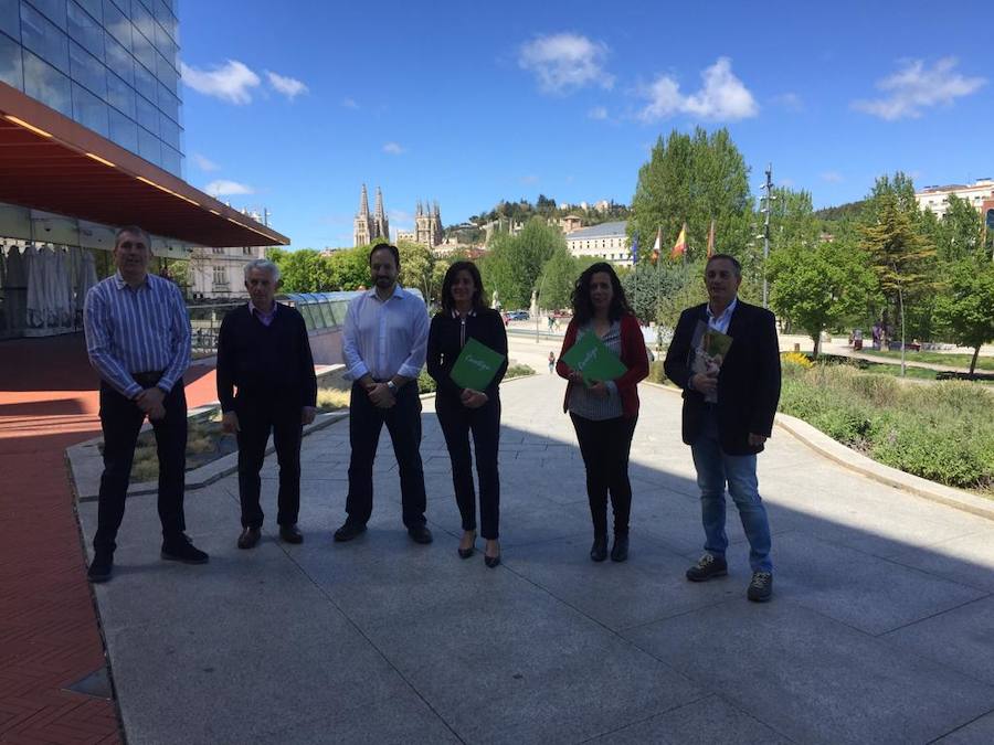 La coalición entre 'Contigo somos Democracia' y UPYD también dio el pistoletazo de salida a la campaña