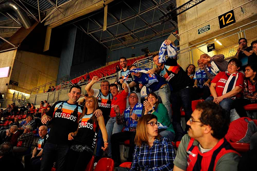 El San Pablo Burgos ha contado con mucha afición burgalesa en su encuentro ante el Baskonia en el Buesa Arena