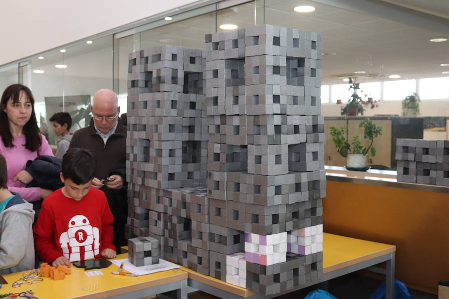 Fotos: Imágenes de la V Feria de la Ciencia y Tecnología de Castilla y León