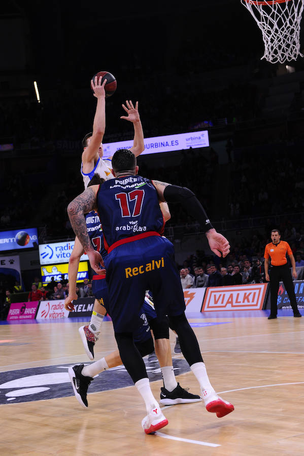 El San Pablo Burgos se ha medido este sábado con el Baskonia en el Fernando Bueso Arena