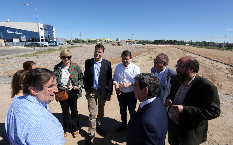 El candidato del Partido Popular a la Presidencia de la Junta de Castilla y León, Alfonso Fernández Mañueco, se ha reunido con empresarios del sector del metal en Aranda de Duero