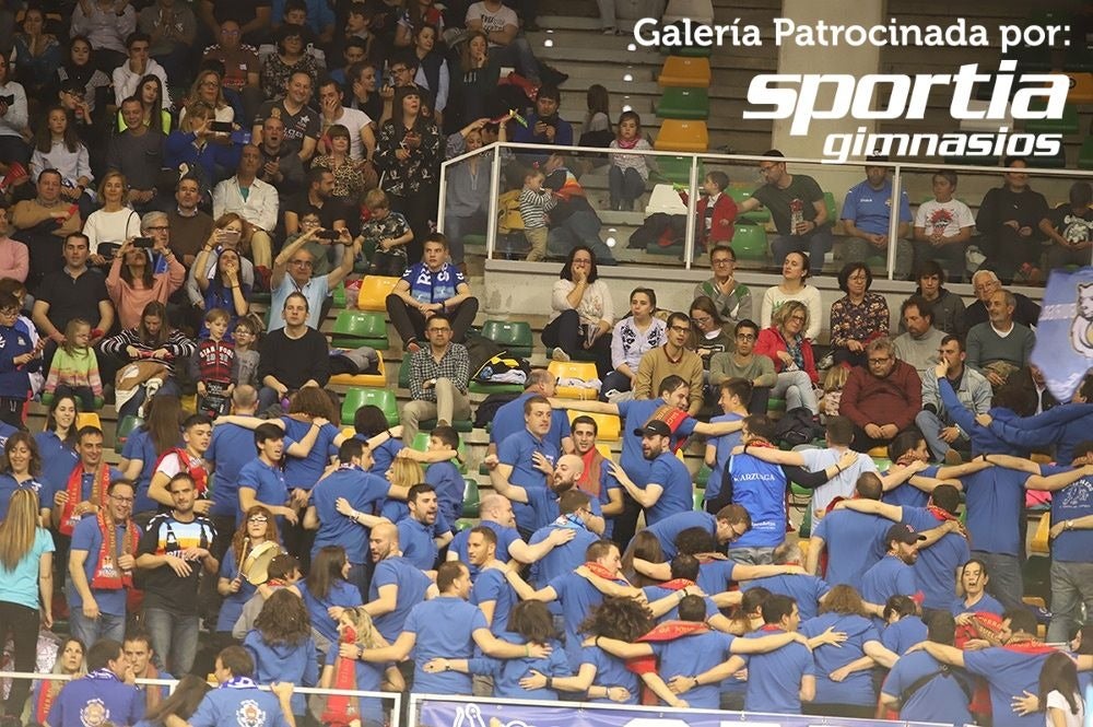 Fotos: Si has estado en el Coliseum viendo el San Pablo - UCAM Murcia ¡búscate!