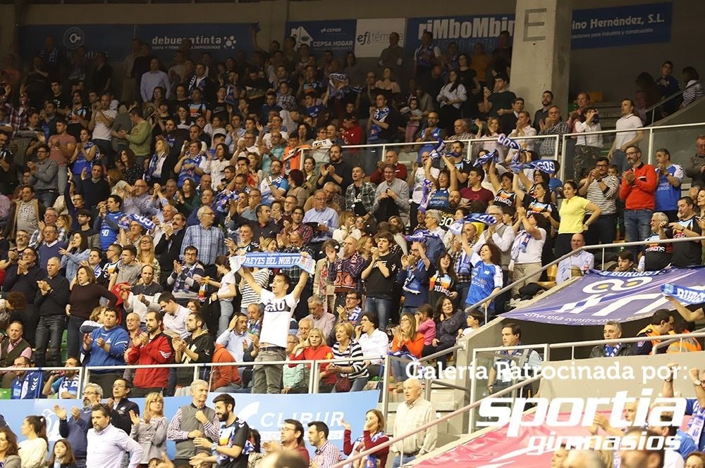 Fotos: Si has estado en el Coliseum viendo el San Pablo - UCAM Murcia ¡búscate!