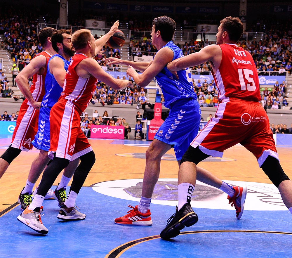 Fotos: Las mejores imágenes del partido entre el San Pablo Burgos y el UCAM Murcia