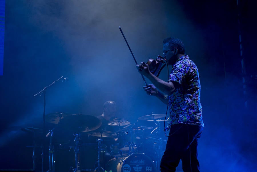 El San Pablo Burgos vuelve a teñir de azul el Coliseum en una noche de conciertos y emoción, para celebrar el fin de una gran temporada deportiva