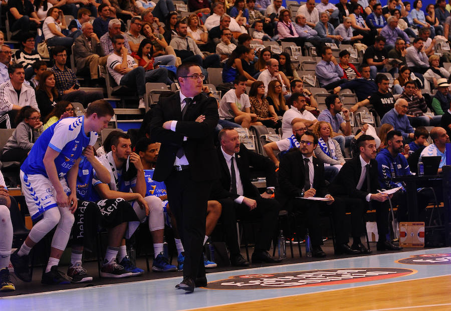 Fotos: El San Pablo Burgos despide la temporada con una victoria histórica en Lugo