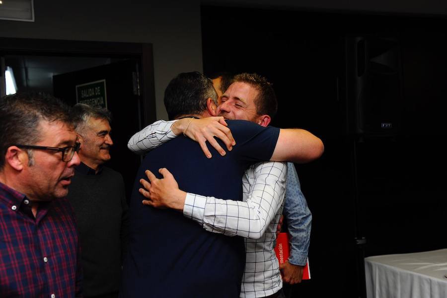 Fotos: Así celebró el PSOE de Burgos su victoria el las elecciones municipales