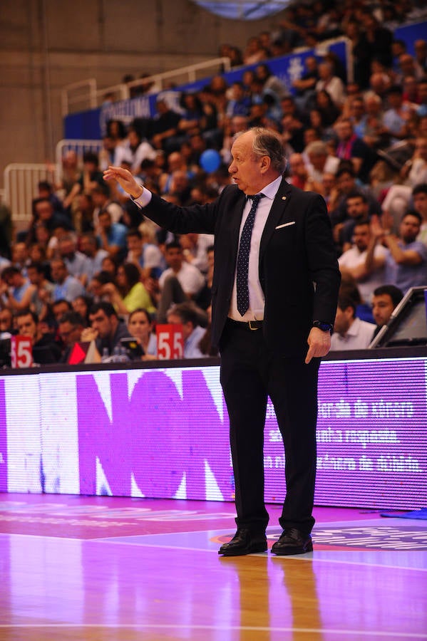 Fotos: El San Pablo Burgos despide la temporada con una victoria histórica en Lugo