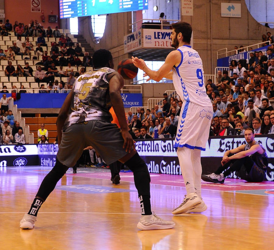 Fotos: El San Pablo Burgos despide la temporada con una victoria histórica en Lugo