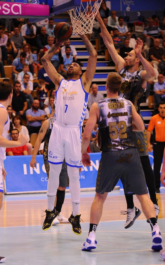 Fotos: El San Pablo Burgos despide la temporada con una victoria histórica en Lugo