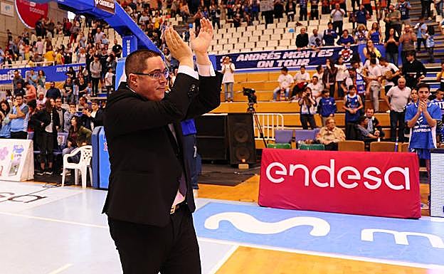 Diego Epifanio 'Epi' agradece a la afición su apoyo en el último partido de liga