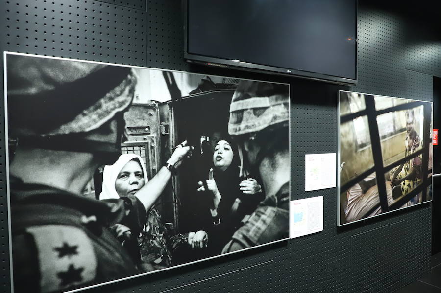 Fotos: Imágenes de la exposición &#039;Mujeres en conflicto&#039;